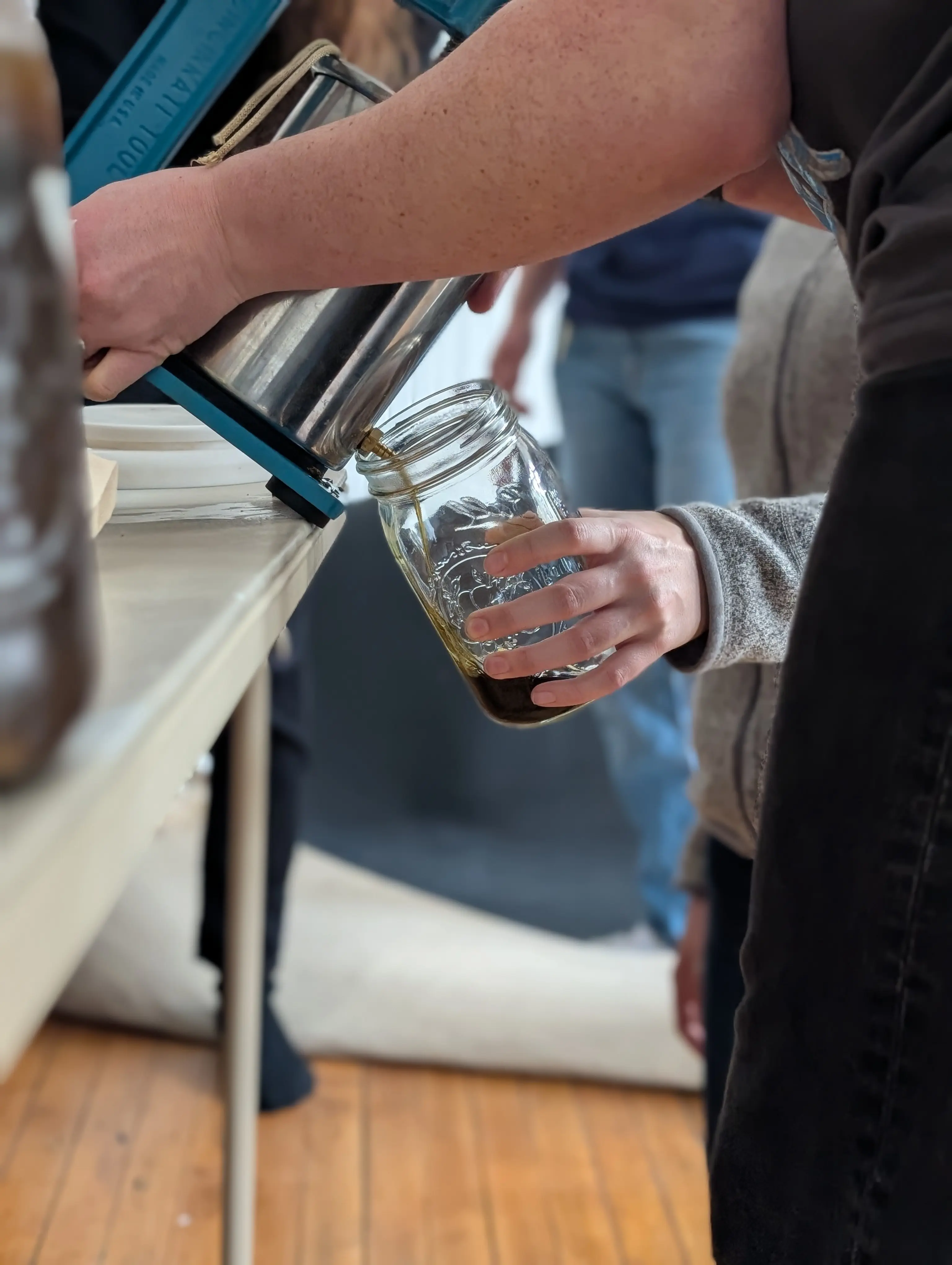 Pressing cardamom tincture